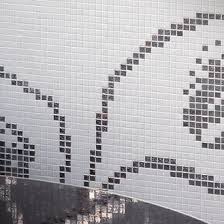 Everything you need for your next glass tile project + free shipping! Indoor Mosaic Tile Wallpaper Calle Di Cervi B Trend Wall Glass Geometric