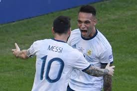 Последние твиты от a martinez (@abonemartinez). Peringatan Bagi Lautaro Martinez Tidak Mudah Main Bareng Lionel Messi Halaman All Kompas Com
