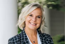 Enza Steele Champions Walk to honor Lynchburg's legendary field hockey and  women's lacrosse coach