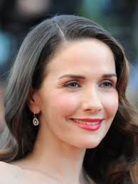 19 de mayo de 1977) es una actriz, cantante, bailarina, diseñadora de moda, empresaria, conductora y modelo uruguaya. Natalia Oreiro Biography Movie Highlights And Photos Allmovie