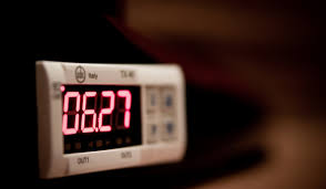 How to use the online alarm clock. 8 Tricks To Make Yourself Wake Up Earlier