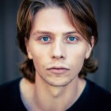 Robin Forde's Instagram, Twitter & Facebook