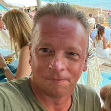 Joe Jaques's Instagram, Twitter & Facebook