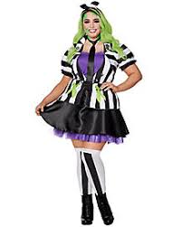The black and white striped plus sized 'guilty as charged prisoner costume' is also among the preferred plus sized halloween costumes. Women S Plus Size Halloween Costumes For 2021 Spirithalloween Com
