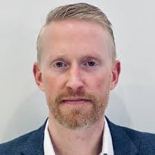 Eric Tietz's Instagram, Twitter & Facebook