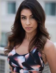 Tessa Chambers's Instagram, Twitter & Facebook