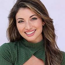 Ashton Leigh's Instagram, Twitter & Facebook