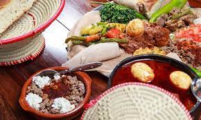 Tripadvisor bewertungen von restaurants in hamburg finden und die suche nach küche, preis, lage und mehr filtern. Eritreische Athiopische Platte Elsas Restaurant And Bar Groupon