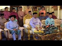 Tengku arif temenggong pahang tengku fahd muadzam sultan ahmad shah heads the honours list in conjunction with pahang sultan ahmad shah's 78th birthday today. Tengku Fahd Adinda Sultan Pahang Ke 6 Curi Tumpuan Netizen