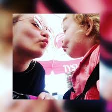 Adriana Devries ❤❤ (@xx_rosaliexxx)