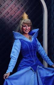 Princess Aurora By Mlle Dreamer On Deviantart Princess Aurora Blue Princess Dress Blue Dresses