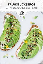 Avocado Frischkase Brot Rezept In 2020 Rezepte Frischkase Brot Gesunde Snacks Rezepte