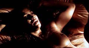 Nude video celebs » Jennifer Lopez nude - U Turn (1997)