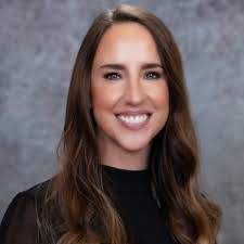 Jennifer Korn's Instagram, Twitter & Facebook