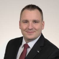 90+ "Daniel Neubauer" profiles