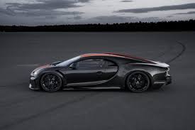 Bugatti Chiron Super Sport đã bay khi đạt vân tốc hơn 400 km/h | VOV.VN