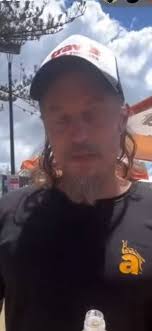 Repost there's those eyes lol