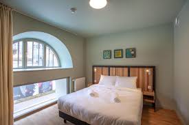 Les auberges de jeunesse sont en plein renouveau et vous pourrez le constater dans nos offres ! Auberge De Jeunesse The People Hostel Strasbourg