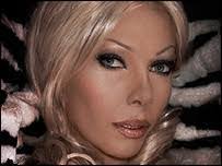 Lea Walker's Instagram, Twitter & Facebook