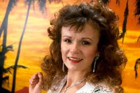 When did Alan Bennett's Talking Heads first air and who was in the cast?