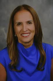 Dr. Leslie Vicente named Prince Henry Society's 'Person of the Year'