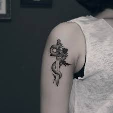 Nice Amazing Snake Tattoo Meaning And Symbolism Of Snake Tattoos Tattogirl Tattofeminina Tattomasculina Tattoo Bedeutungen Tattoos Tattoos Mit Bedeutung