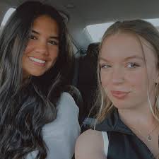 Chloe Blackburn (@thechloerenee) • Instagram photos and videos