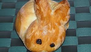 We bake it for easter and its scent in the house is so wonderful that we almost. Easter Sweet Bread Wreath Authentic German Mybestgermanrecipes Com