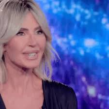 Ho salutato mamma per l'ultima volta stamattina. Mi ha trasmesso l'amore  per il ballo, non potevo mancare a Ballando": Simone Di Pasquale commuove