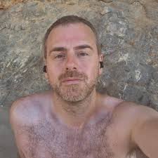 This time last week in Sitges. Back in London, but the library today was so  peaceful and I've reached the stage of my edits where it almost feels like  reading someone else's