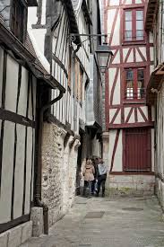 L'opéra de rouen normandie, théâtre lyrique d'intérêt national, est subventionné par la région normandie, le ministère de la culture drac normandie et la métropole rouen normandie. The Magic Of Rouen Beautiful Medieval City In Normandy