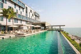 Its botanical garden at camayenne (a residential district) was founded by the french. Noom Hotel Conakry Updated 2021 Prices Reviews And Photos Guinea Tripadvisor