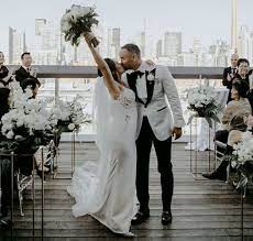 Beloved by 1+ million couples and wedding guests 4.8. Drew Maclennan Honours His Family S Scottish Heritage With Custom Wedding Garments From King Bay In Toronto
