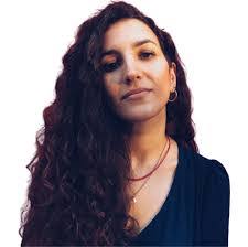 Sandra Mallory's Instagram, Twitter & Facebook