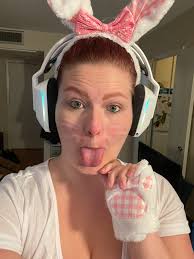 TW Pornstars - Jeanna Harrison AKA Trinity. Twitter. Live on twitch with  some Easter shenanigans 👀🐣. 11:42 PM - 15 Apr 2022