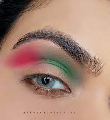 Green And Red Glittery Christmas Glam Cut Crease Tutorial The Veiled Artist