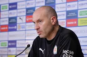 Eintracht Braunschweig: Die turbulente Karriere von Löwen-Trainer Daniel  Scherning