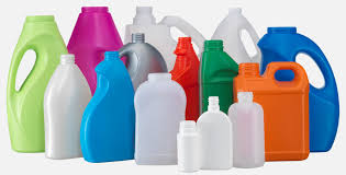 Blow molding for making plastic bottles and plastic bottles