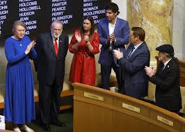 Schrantz seeks re-election as Benton County circuit judge