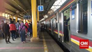 Namun rutin harian warga bangladesh itu terganggu sejak dua bulan lalu apabila premis cuci keretanya terpaksa menutup operasi akibat perintah kawalan pergerakan (pkp) 3.0. Tarif Kereta Naik Masyarakat Akui Peningkatan Layanan