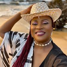 Lily House (@Lily237official) • Facebook