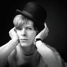 Rare 1967 Photos Of A 20 Year Old David Bowie In Hats Mime Makeup And Wooly Sweaters Before The Release Of His Self Titled Debut Album Flashbak David Bowie Young David Bowie Bowie