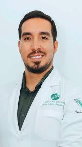 Dr. Mario Chica Carpio (@drmariochica.cirujanodemano) • Instagram photos  and videos