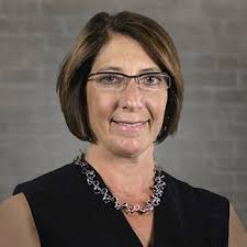 Lisa Pullum's Instagram, Twitter & Facebook