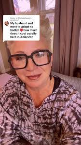 Melissa Lamp's Instagram, Twitter & Facebook