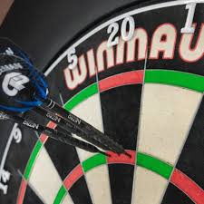 Eligible for free shipping and free returns. Red Dragon Gerwyn Price Black Steeldarts Darttest De