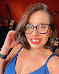 Mari Castro 🌼 (@cmaarina) · Instagram photos and videos