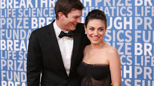 Enjoy the videos and music you love, upload original content, and share it all with friends, family, and the world on youtube. Ashton Kutcher Mila Kunis Mit Ihren Kids Unterwegs Brigitte De
