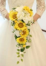When it comes to the wedding bouquet. 12 Wedding Bouquet Sunflowers Arabia Weddings