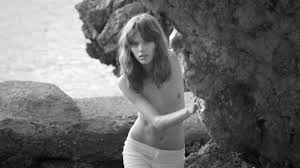 Anna Mouglalis Nude » Celebs Nude Video - NudeCelebVideo.Net